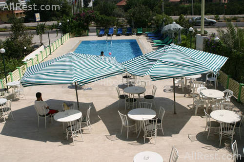 Latif Hotel 4